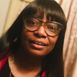 Meet your Posher, Lenel